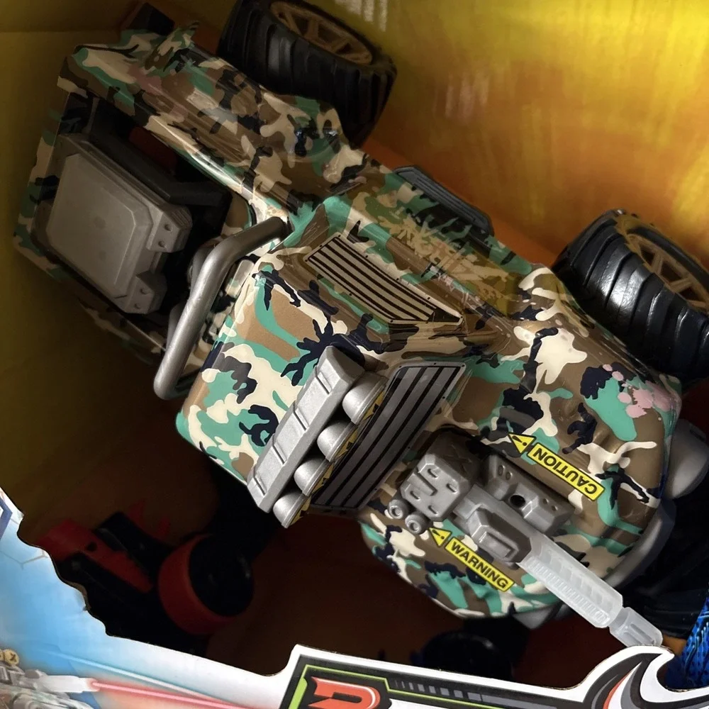 Battle Machines Remote Control Vehicle New In Box Laser Racing Camo Big Trucks